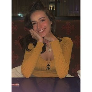 Meet your Posher, Ariam